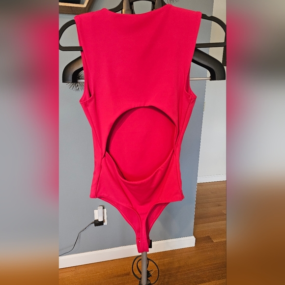 NWOT, EXPRESS, Small body contouring bodysuit. - Picture 2 of 3